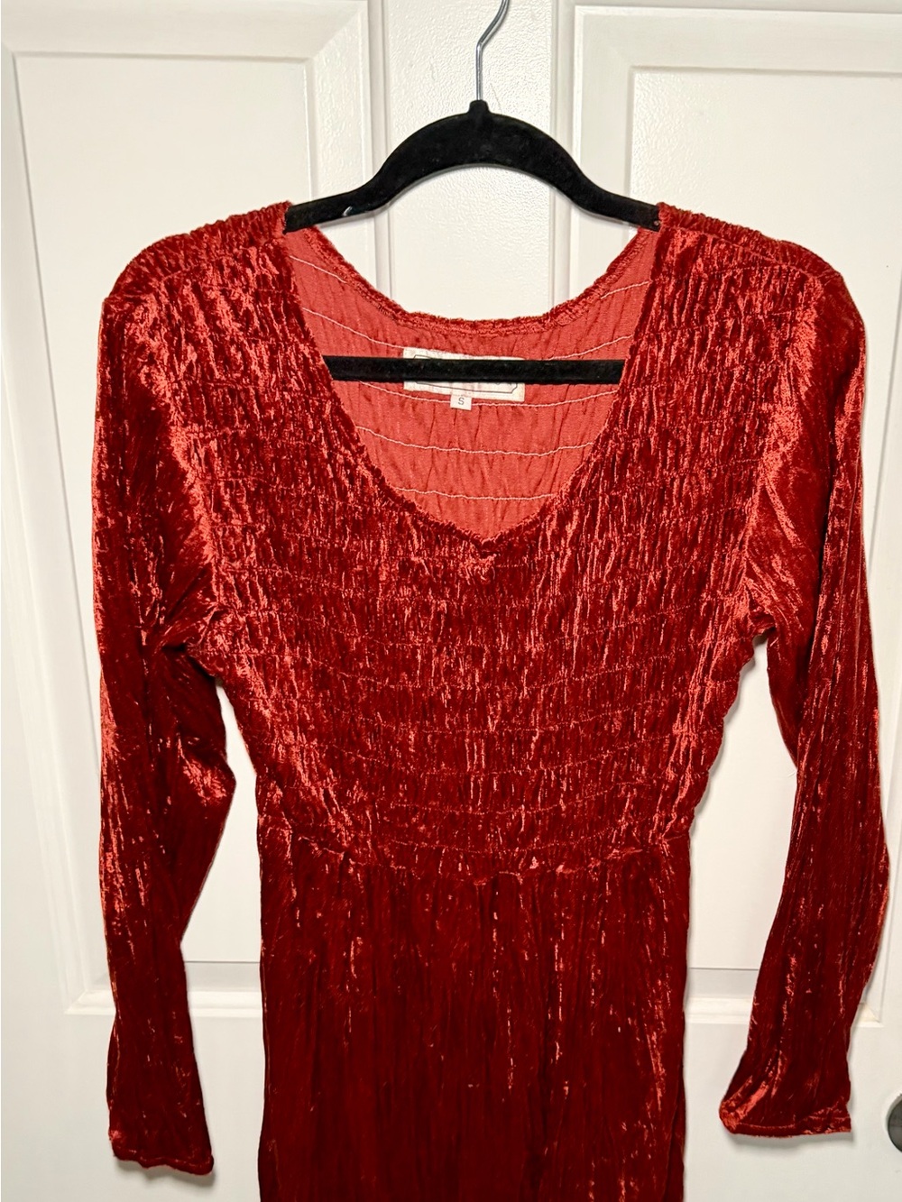 Jacqueline de Yong Burgundy Crushed Velvet Midi Dress | Size S Fits M